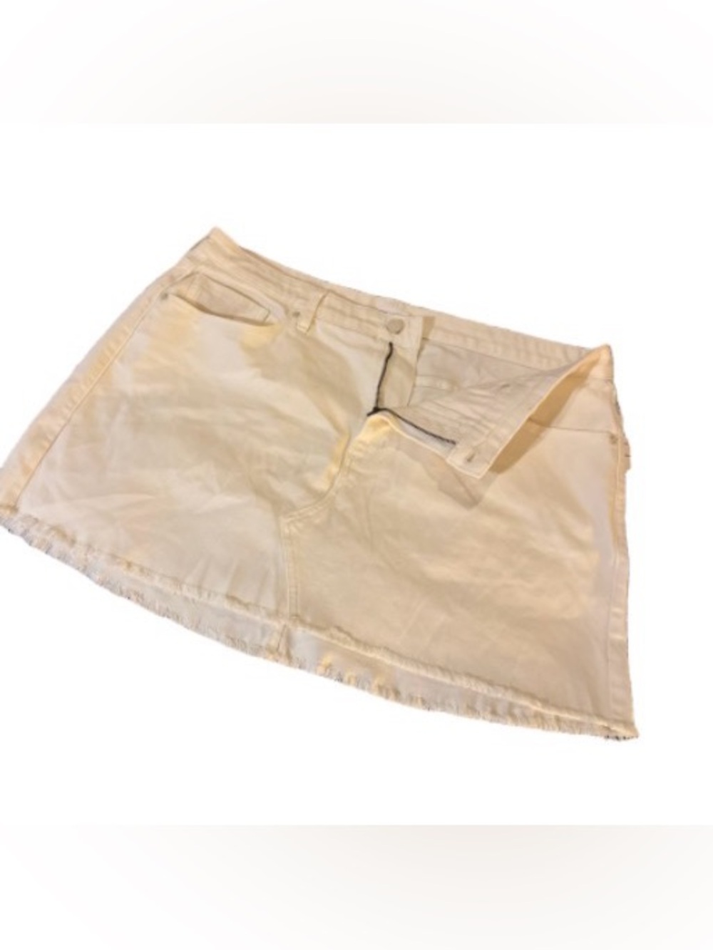 Good American Cloud White Denim Mini Skirt